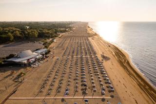 Enjoy the beach breeze in our colorful flat - Bibione - 3