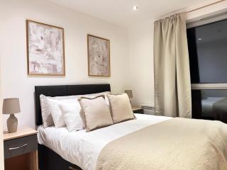 Marsh House - 2 bedroom apartment in the Heart of the City - Bristol - 9