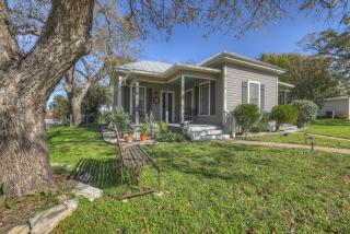 Austin Haus - Fredericksburg - 0