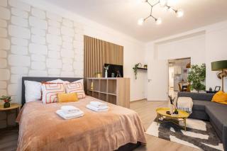 Warm Elegance Retreat : 75 m2 comfort near New York Café - 3