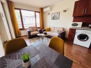 Mountain Cedar Pine 1 BR Apt near Ski Gondola - Bansko - 5