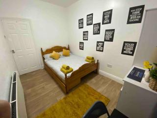 East Stay 2/3 bedroom Flat - Westoe - 0