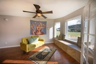 the Gratitude Haus - New Braunfels - 7