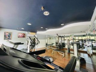 Luxury 2BR Apartment @ Galeri Ciumbuleuit with Best View @ 1st Tower - Bandung - 9