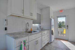 Indian Rocks Beach Getaway with Balcony and Bay View! - Clearwater Beach - 6