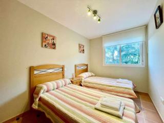Apartamento con vistas al mar piscina padel - Barrio-Mar - 2
