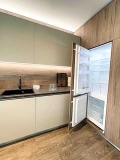 Glamorous 1BR condo w/free parking - Bucharest - 1