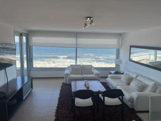 Edificio Calypso - Primera línea al Mar - Punta del Este - 0