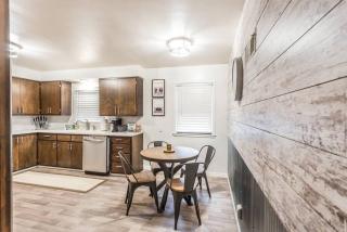 Sioux Falls Getaway - - 7