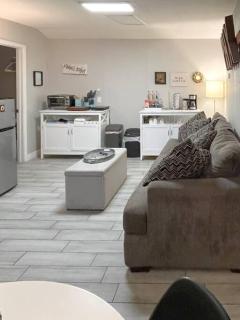 Sunny Guest Suite with large backyard - Pets Welcome - Phoenix - 1