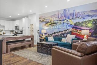 NEW Gorgeous 4bd near universities Hot tub Games - Pittsburgh - 2