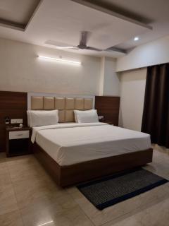 Hotel Rajmahal Roorkee - Roorkee - 5