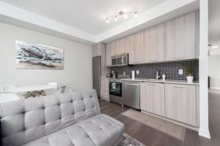 Toronto Condo with a View, St. Lawrence Market - 4