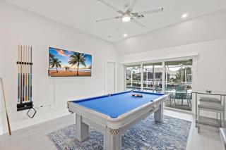 W exposure waterfront home with pool, spa and dock - 9