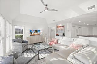 W exposure waterfront home with pool, spa and dock - 4