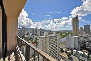 Brooks Beach Vacations Wyndham 4 Star Resort 1805 Waikiki - 3