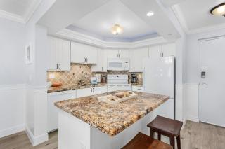 Welcome to Beach Villa's # 405 Vacation Rental - 250 Estero Blvd condo - Fort Myers Beach - 4
