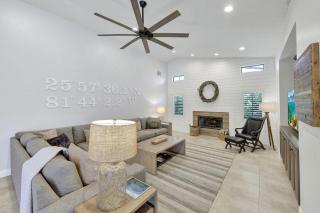 Direct boating access waterfront home with pool/spa - 1