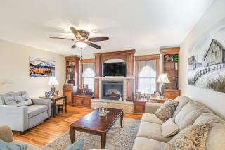 Charming Manchester Retreat with Patio and Fireplace! - Manchester - 9