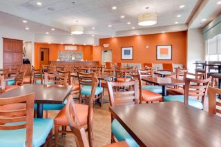 Drury Inn & Suites Fort Myers Airport FGCU - Fort Myers - 2