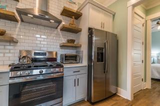 Newly Listed Duke St Cottage - Downtown Beaufort - 1