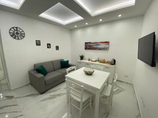 White House - Naples - 4
