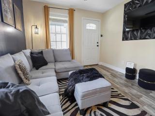 Safari Royalty Home Midtown *MINS from BEALE ST* - Memphis - 8