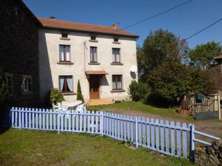 Gîte familial paisible, proche Gorges de la Loire, avec cour fermée, 3 chambres, équipements bébé - FR-1-582-116 - Solignac-sur-Loire - 1