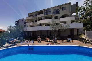 Seaside apartments with a swimming pool Kali, Ugljan - 14116 - 8