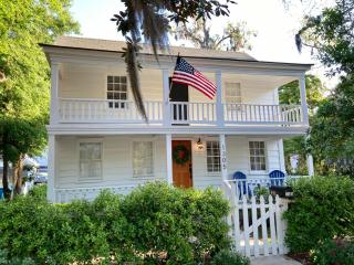 Sea Glass Cottage on Duke - Three Bedrooms Downtown Beaufort - Beaufort - 9