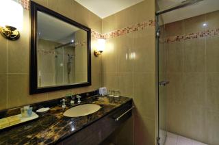 Hotel RegaLees - Tamsui - 4