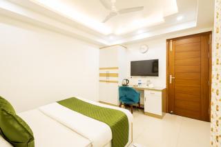 Hotel Krish - Near Medanta and Fortis Hospital Gurugram - 9