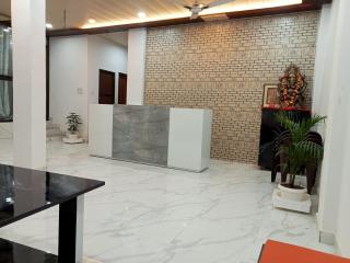 5 PETALS - Varanasi - 2