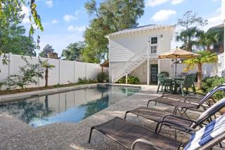 Don't Worry, Beach Happy - 4327 Twelth Street - 0