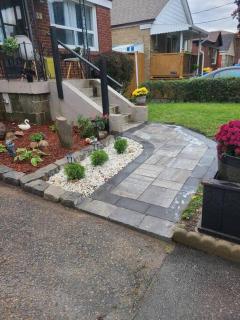 2 bedroom + Bath in Eastyork - 4