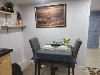 2 bedroom + Bath in Eastyork - 2