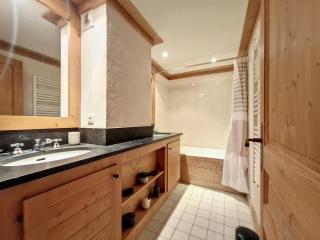 Appartement lumineux 3 pièces, ski aux pieds, parking inclus, Val d'Isère - FR-1-518-152 - Val-d’Isère - 3