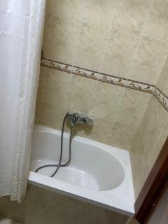 El-Shaikh Zayed, 6 october 3BHK flat- families only - 7
