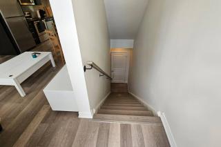 Entire 2 Bedroom Townhouse in Toronto! - Toronto - 4