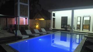 WHITE SANDS RESORT - Gili Trawangan - 6