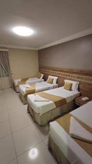 Razana Al-Hafaer - 1