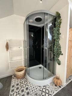 Petit Nid Douillet avec parking privé - 2