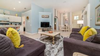 8150 Fan Palm - Kissimmee - 8