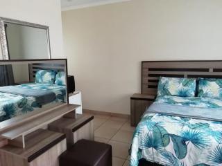 Ngisaphila Guesthouse - Northam - 5