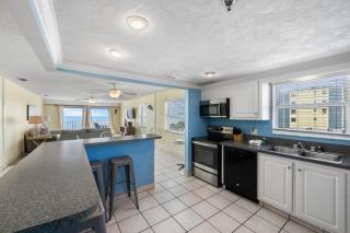 308 Sea Breeze Condo - St Pete Beach - 4