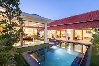 Modern Tropical Villa with rice field view - Canggu - 8