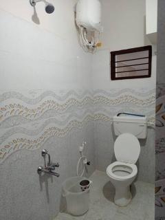 Servostay Tirupati Fully Furnished 2 BHK Flat with Parking #102 - Tirupati - 3