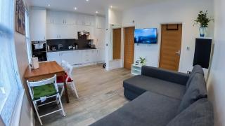 Beautiful 1 Bedroom Flat Close to City Centre - Londra - 2