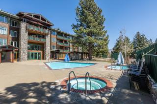 Juniper Springs Lodge #412 - Luxury Ski in Ski out! 2 Bedroom - Mammoth Lakes - 7