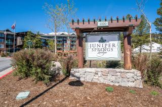 Juniper Springs Lodge #412 - Luxury Ski in Ski out! 2 Bedroom - Mammoth Lakes - 1